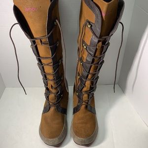 Very Rare style JBU Brown Women's Boots 8.5